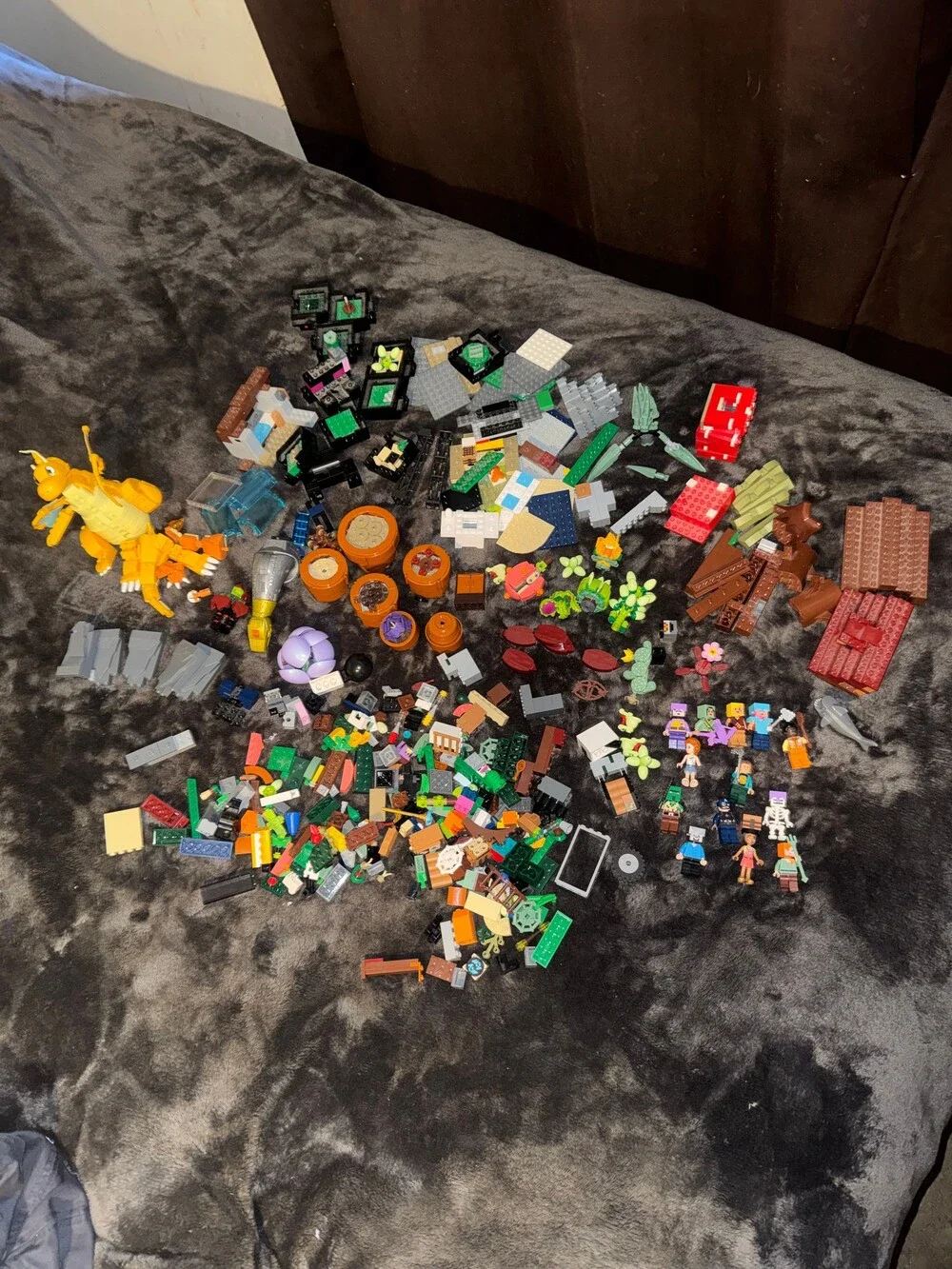 LEGO Loose Pieces and Minifigures Mixed Set 3 pounds